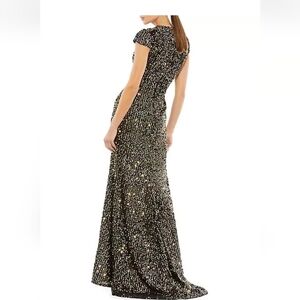 Mac Duggal Glittering Black and Gold Maxi Dress